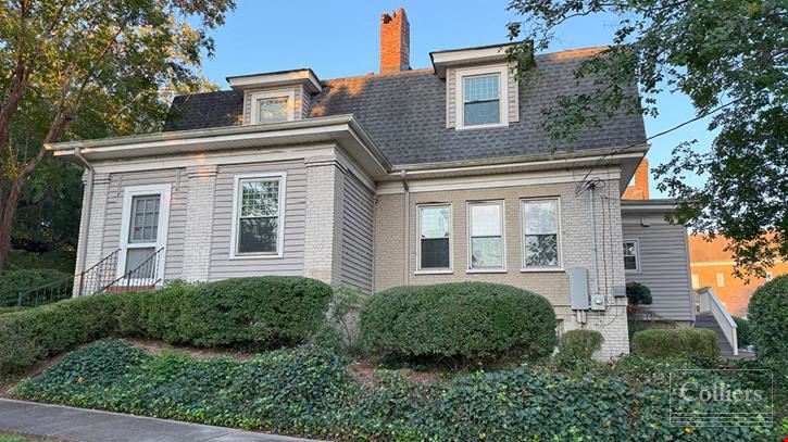 Charming 3,444-SF Office Bungalow in the Pettigru Historic District