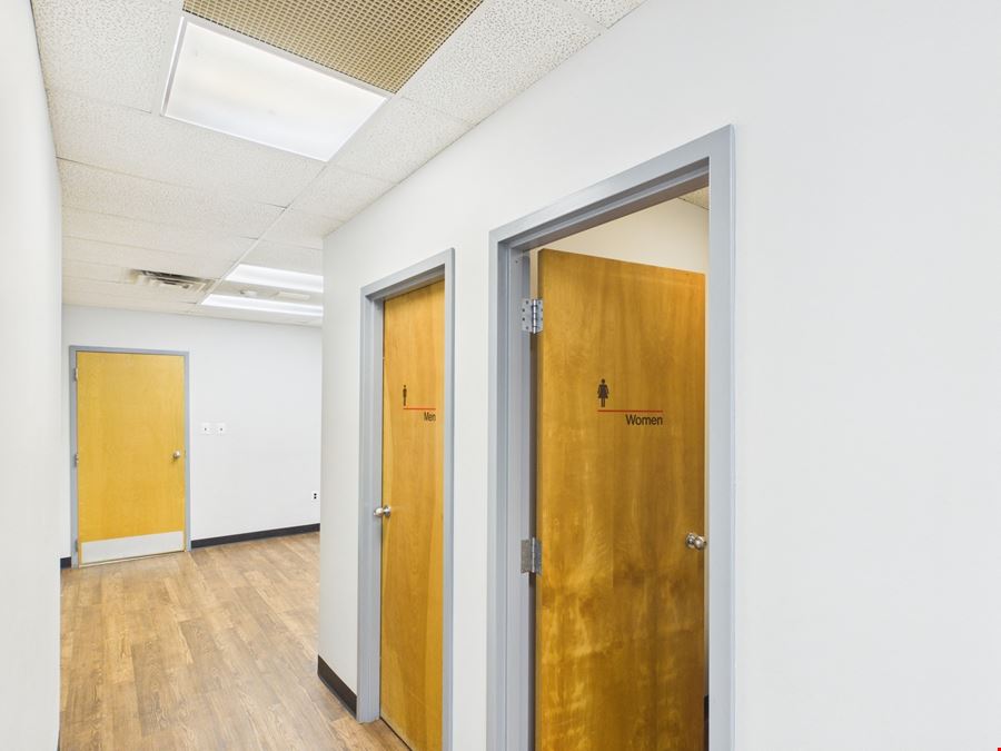 305 Commerce Drive, Unit 100
