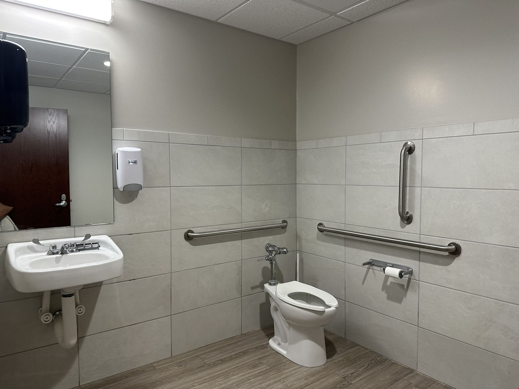 7655 Archer Pl