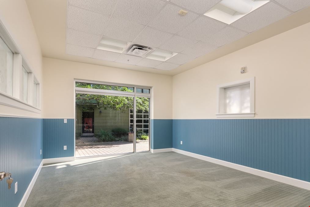 1517 Easy Rider Ln, Suites 101 & 102
