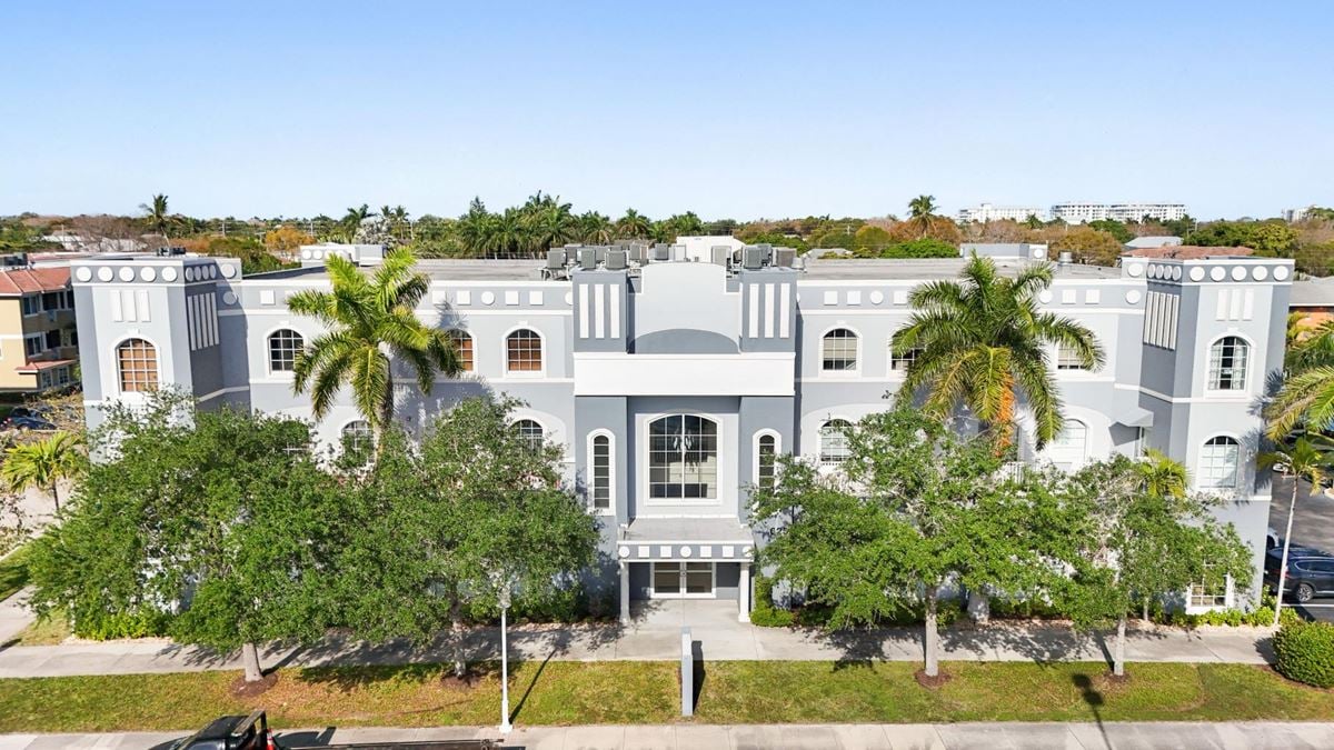 625 Tamiami Trail North
