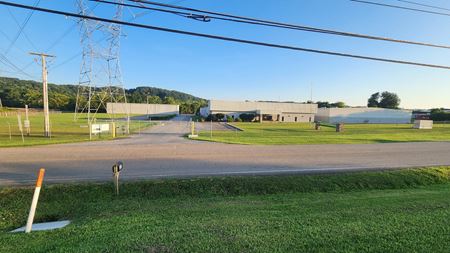 Preview of Industrial space for Rent at 2661 Byington Solway