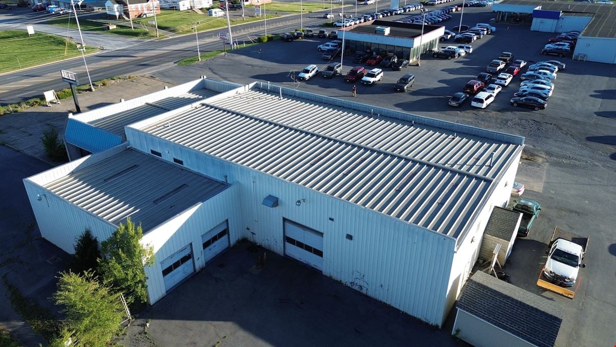 2675 S Main St Building