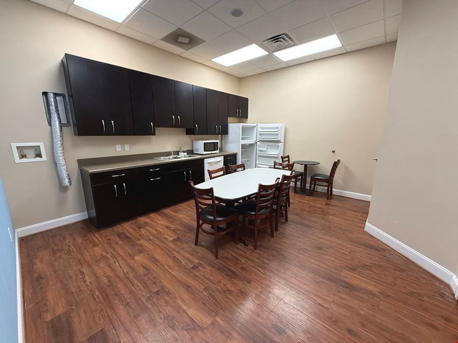 Shoppes at Southwinds | Space For Lease