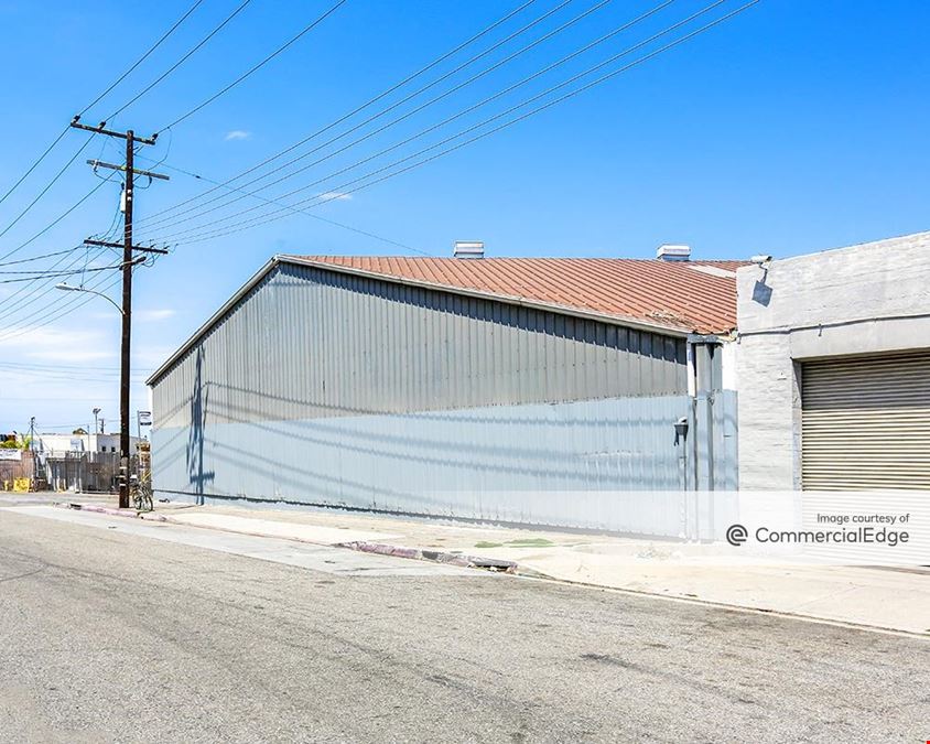 1520 N. Ditman Ave.
