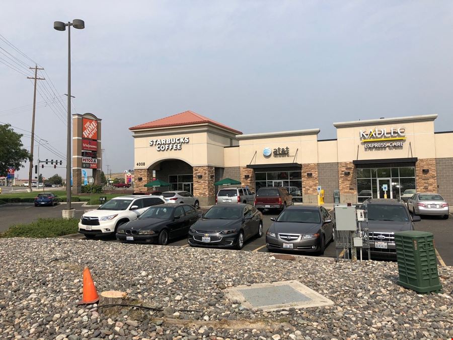 Canyon Lakes Shopping Center
