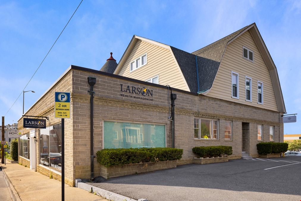 PROFESSIONAL OFFICE CENTER IN DOWNTOWN HARRISONBURG