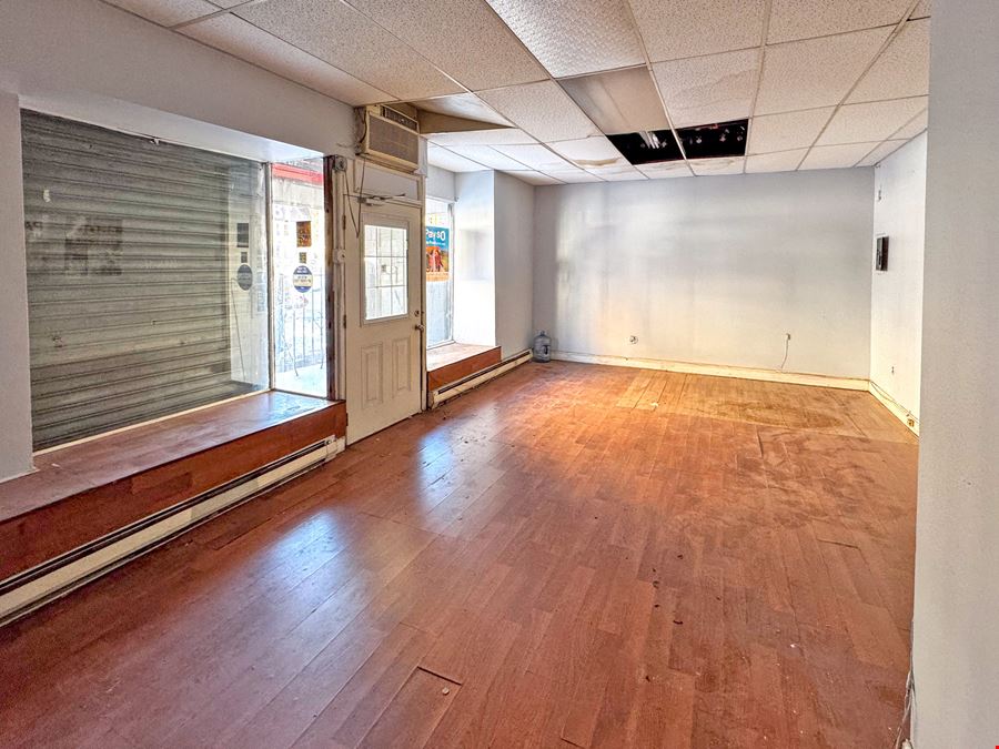 150 - 700 SF | 2318 Avenue D | Vanilla Box Retail Spaces for Lease