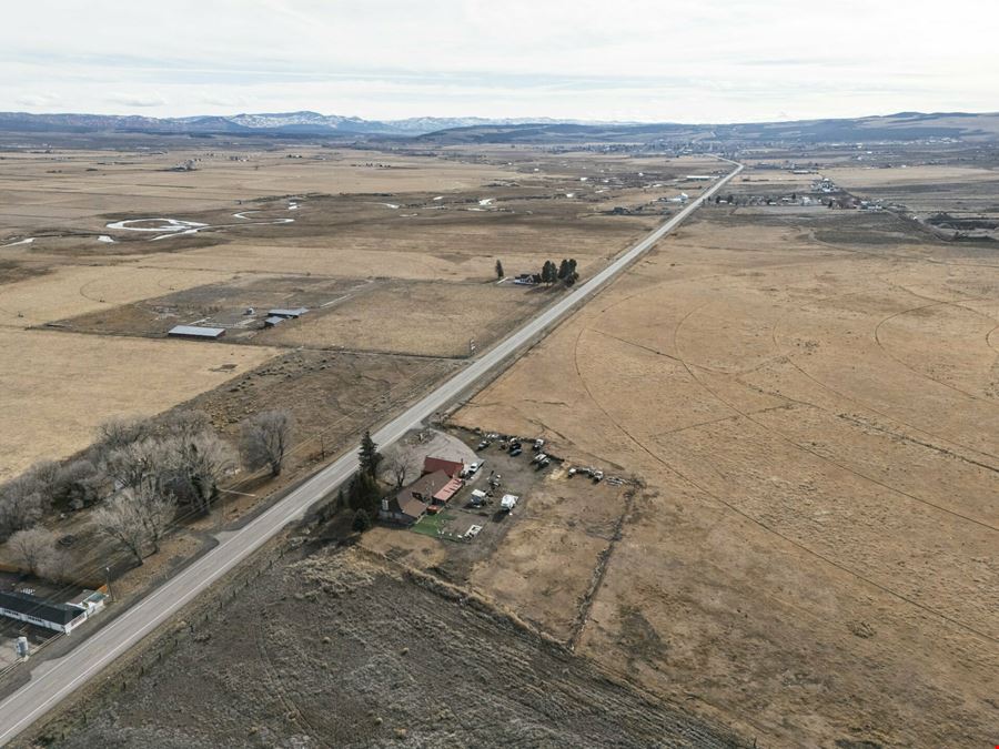 2723 N Highway 89