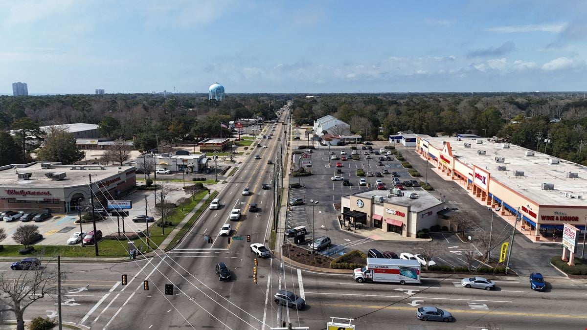 +/-7,000 SF Retail Unit in The Shoppes of Popps Ferry