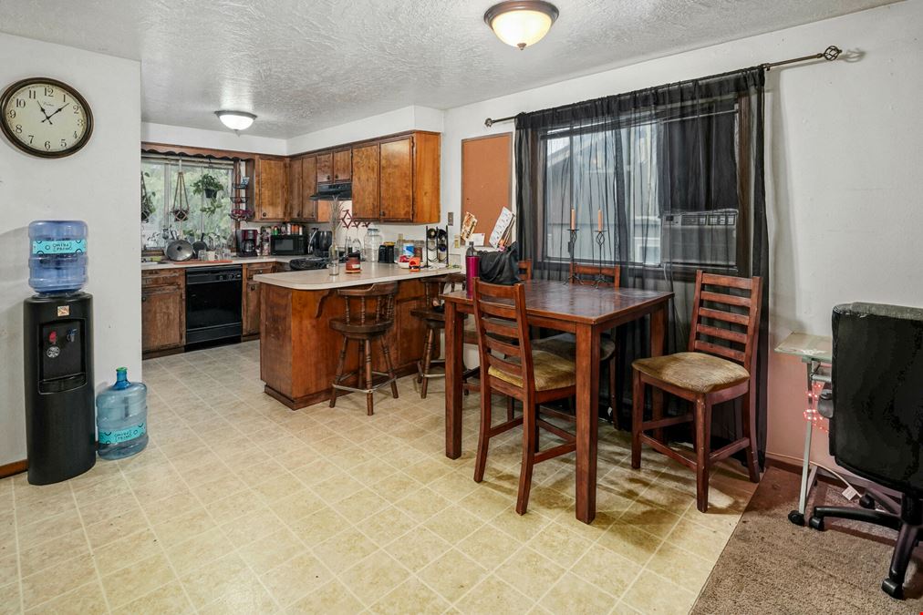 2486-2488 Wintergreen Ave NW
