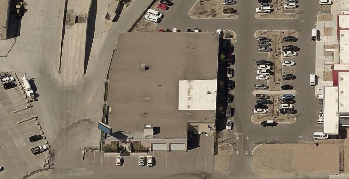 Exceptional 25,304 SF Warehouse