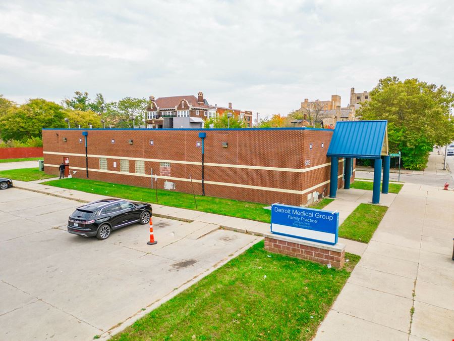 8282 Woodward Ave / Medical Office / Virginia Park Historic District