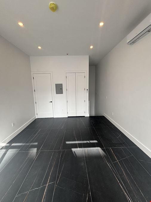 500 SF | 97 Seigel Street | Newly Constructed Retail Space with Glass Frontage for Lease