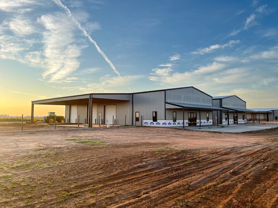 Hwy 84 & FM 1585 Flex Buildings