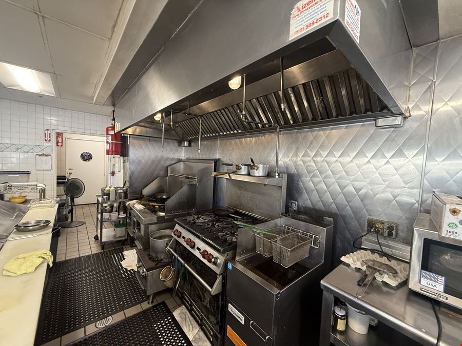 15928 Ventura Blvd, Suite 101