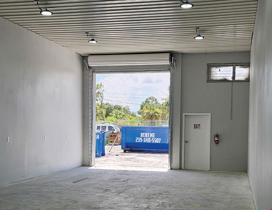 Flex Space with Outdoor Storage Available For Lease