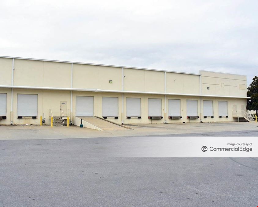 Walton Green Commerce Center - Buildings 4 & 5