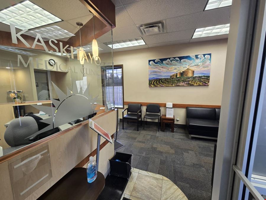 Bearspaw Plaza: Medical Office Space