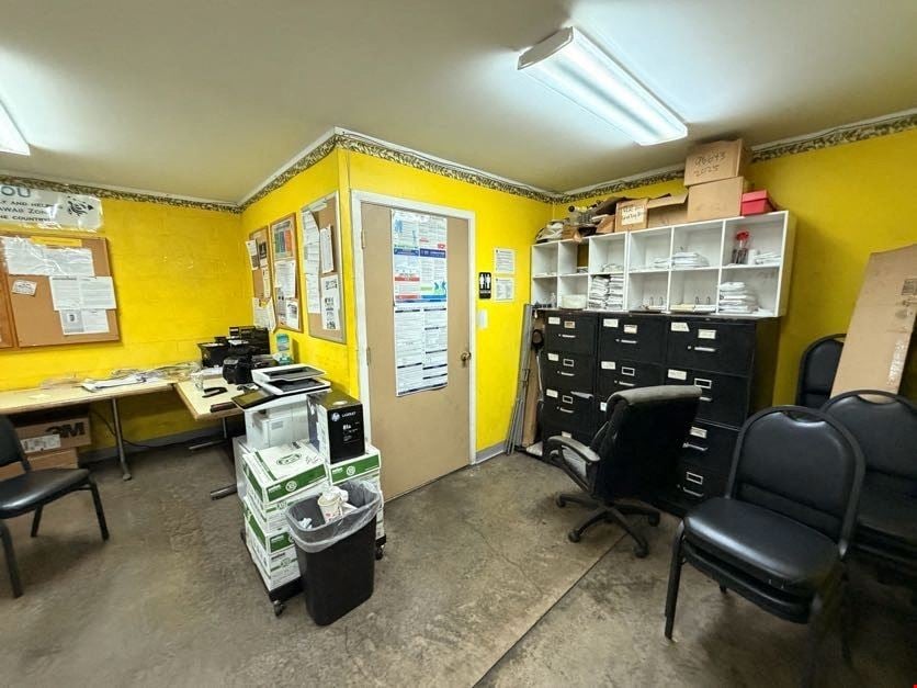 Industrial Warehouse Lease Opportunity - 197 Kalepa Kahului