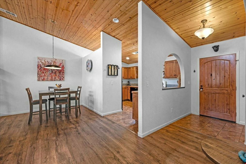 (7) Fully-Operational Airbnb Units in Scenic Three Rivers
