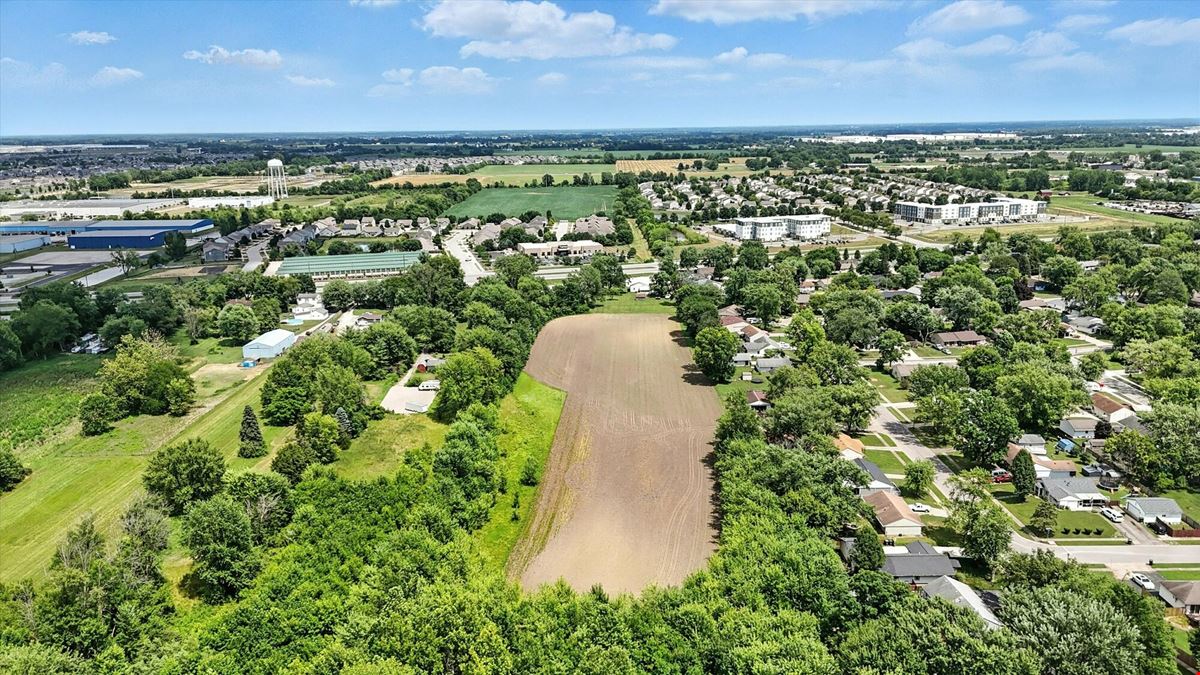 10+ Acres on US 31 for Sale