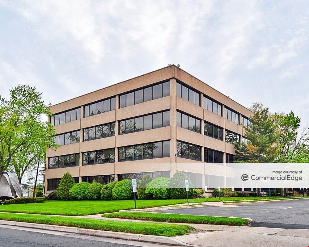 Kevon Office Center