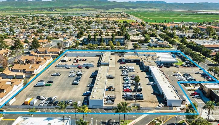 Former Auto Dealer Highway 101 and Main Street 5+/- Acres - Medical/Office/Retail