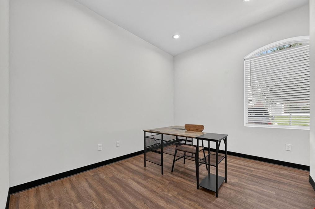 McKinney Office Condo for Sale ±1,450 SF