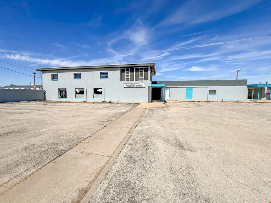Veterinary Clinic/Groomers/Boarding Facility