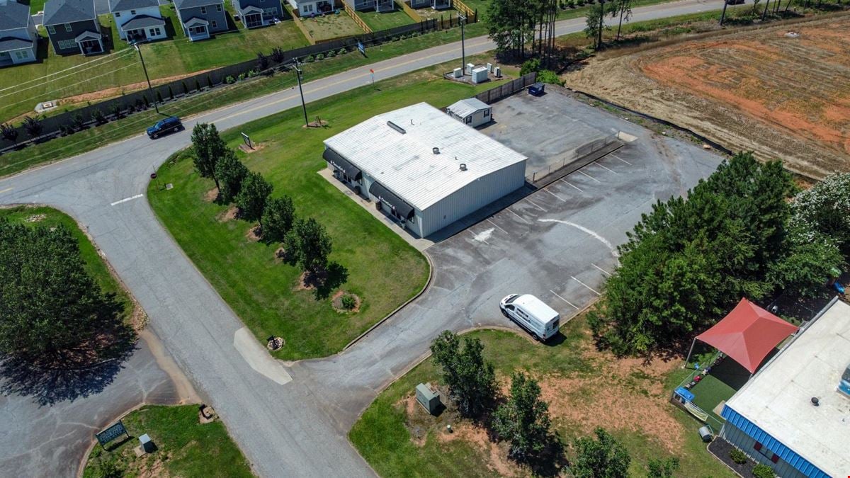 3,200 SQ FT Flex Space Near HWY 76- I-85- Pendleton