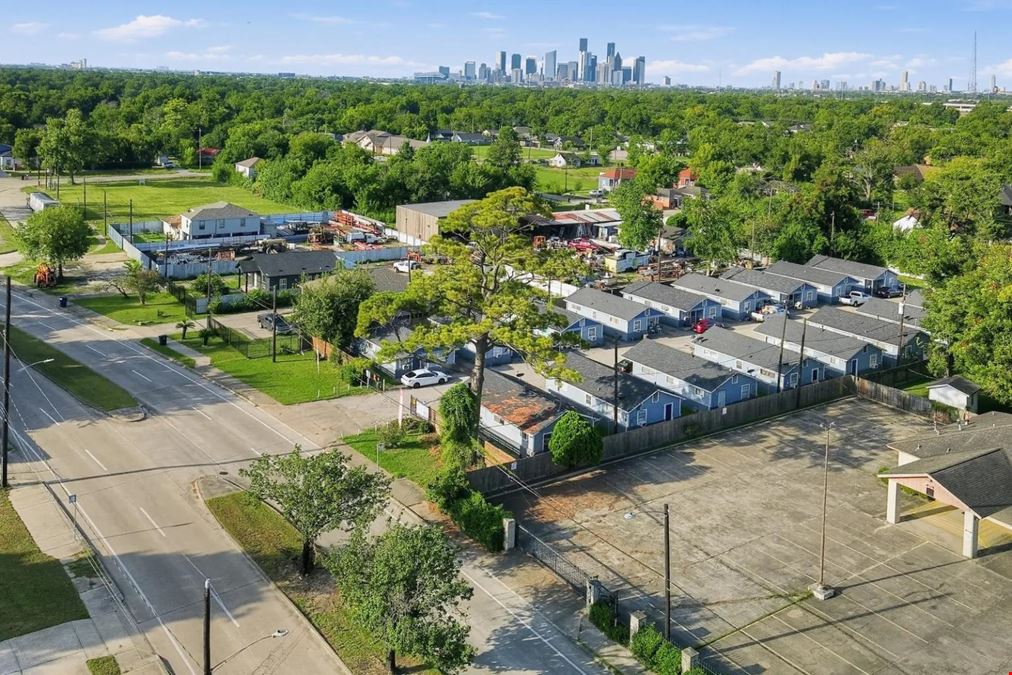 4203 Hirsch Road | Gated Multifamily, Below-Market Rents