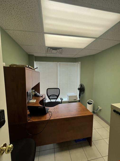 300 Victoria Street North, Unit 8