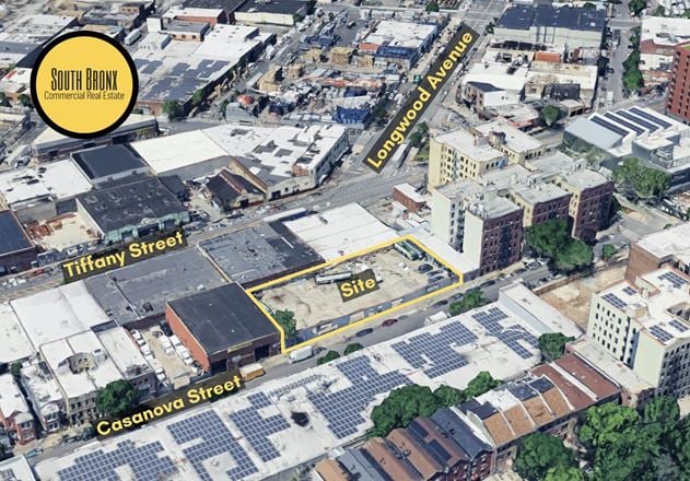 Preview of Industrial space for Rent at 641 Casanova St