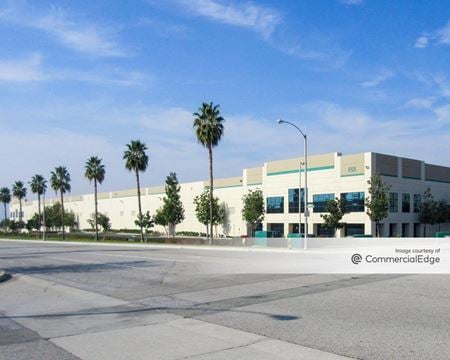 Preview of Industrial space for Rent at 555 Palmyrita Ave.