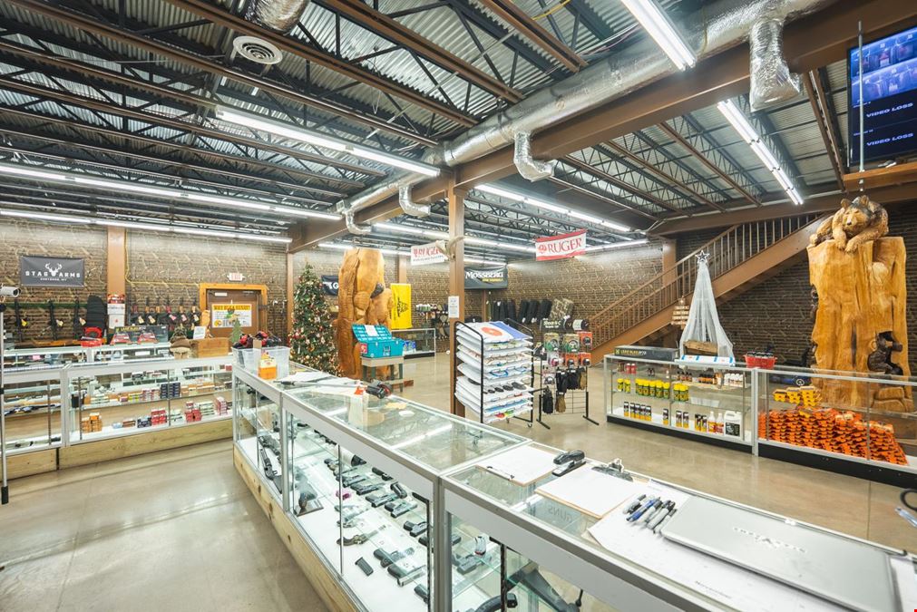 Barnett's Guns & Indoor Range