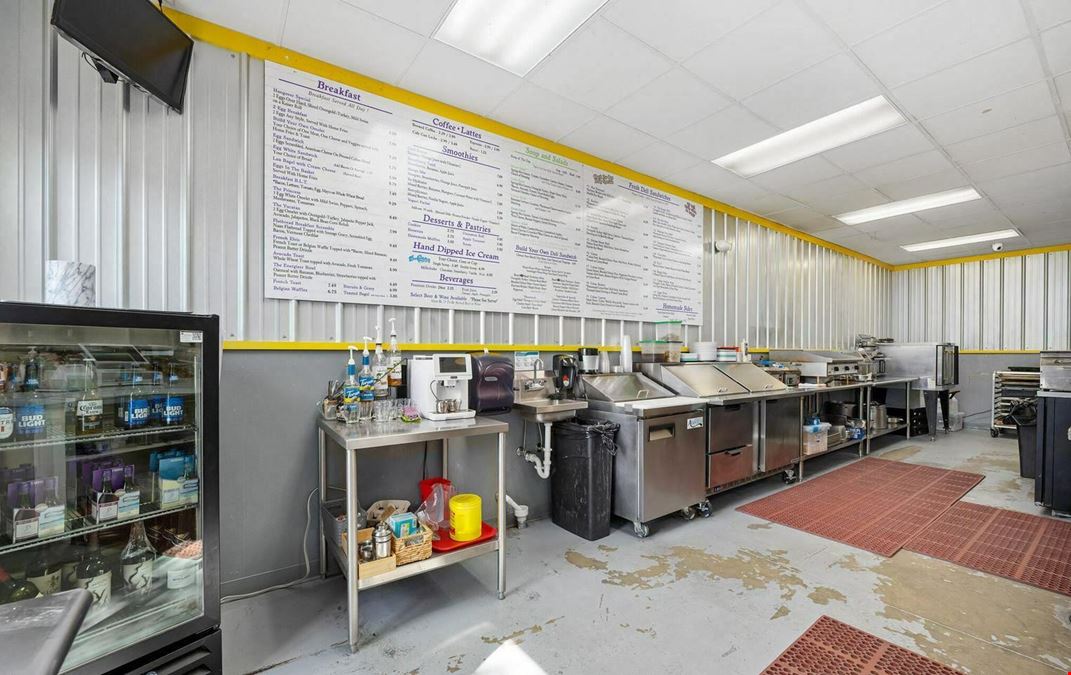Venetian Bay | Former Restaurant/Deli For Sale or Lease