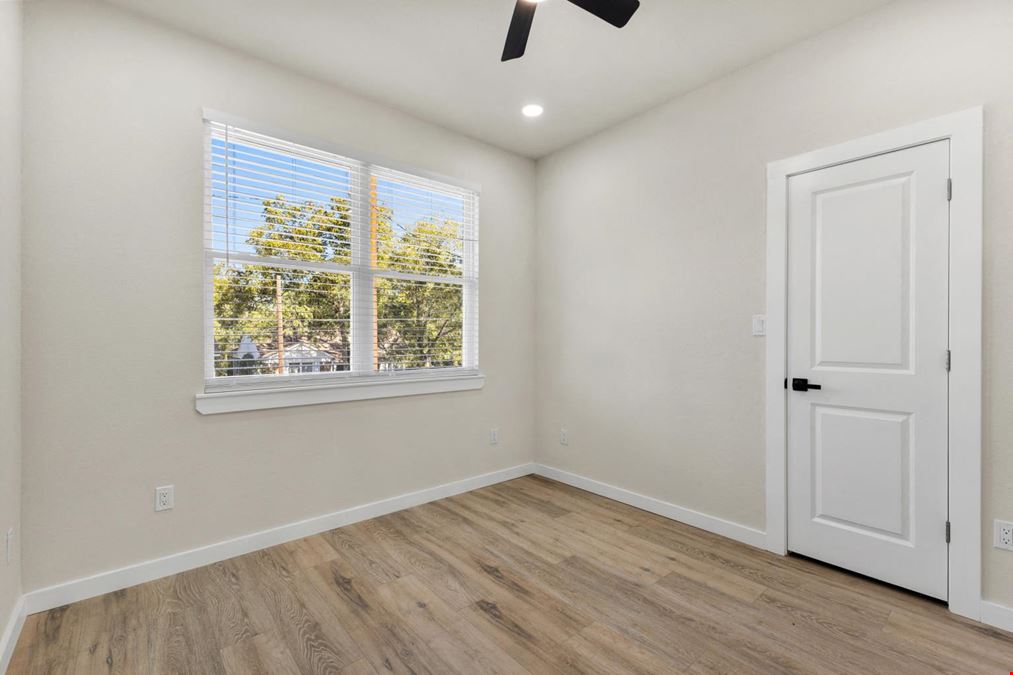 6 Unit Duplex Package in Brenham