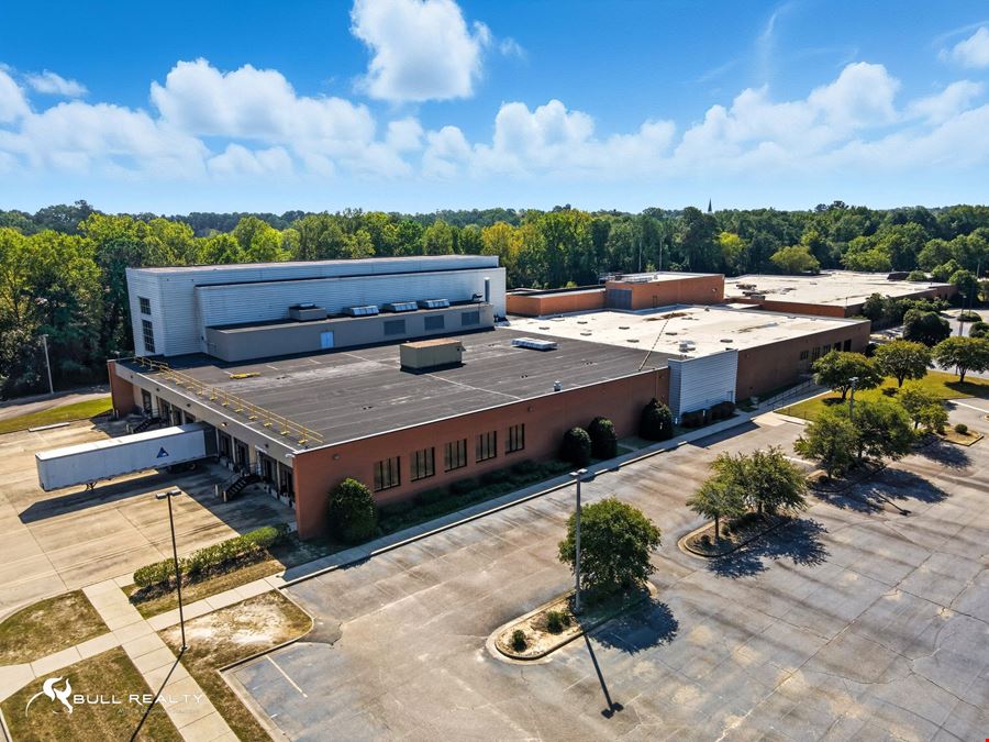 ±183,000 SF Industrial Facility | Fayetteville, NC | For Lease