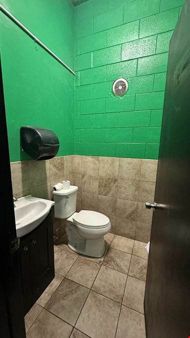 1233-1309 Eubank Blvd. NE