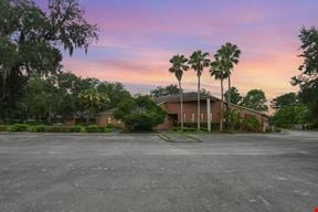 6852 Belfort Oaks Pl