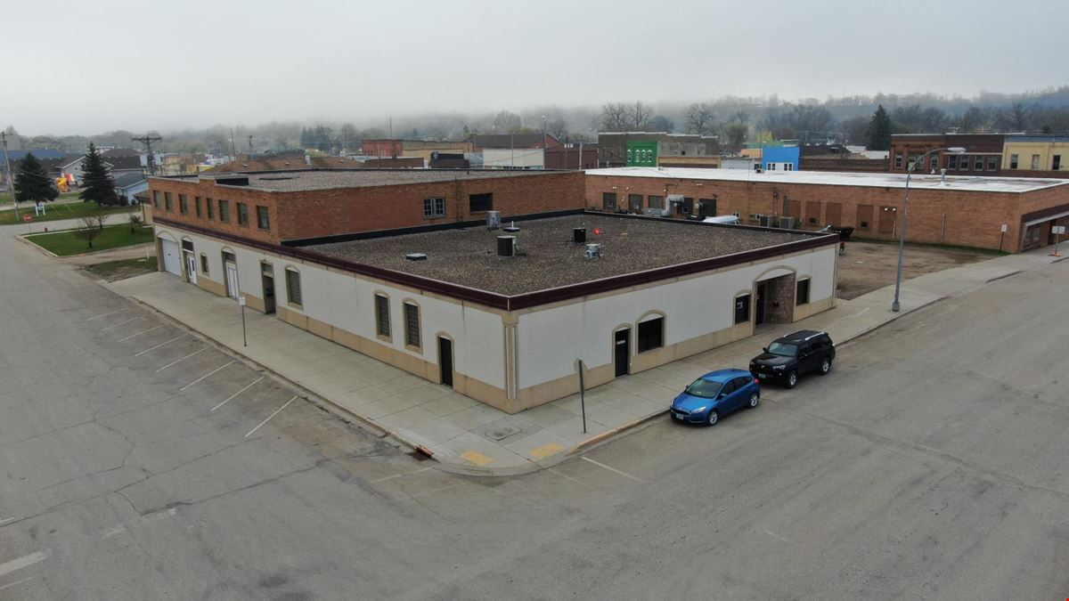 Mixed Use Commercial Building