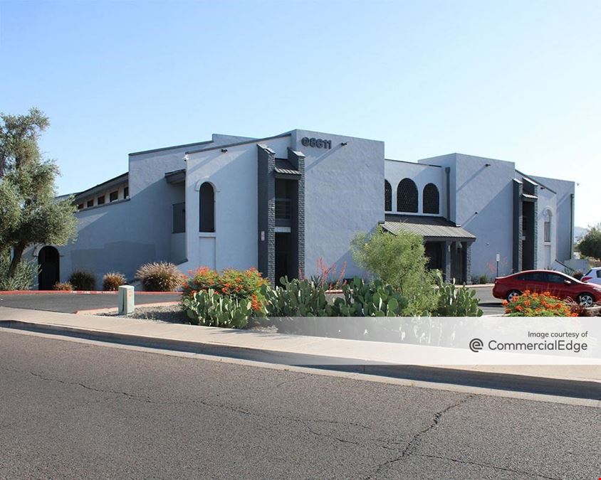 8601 & 8611 North Black Canyon Hwy
