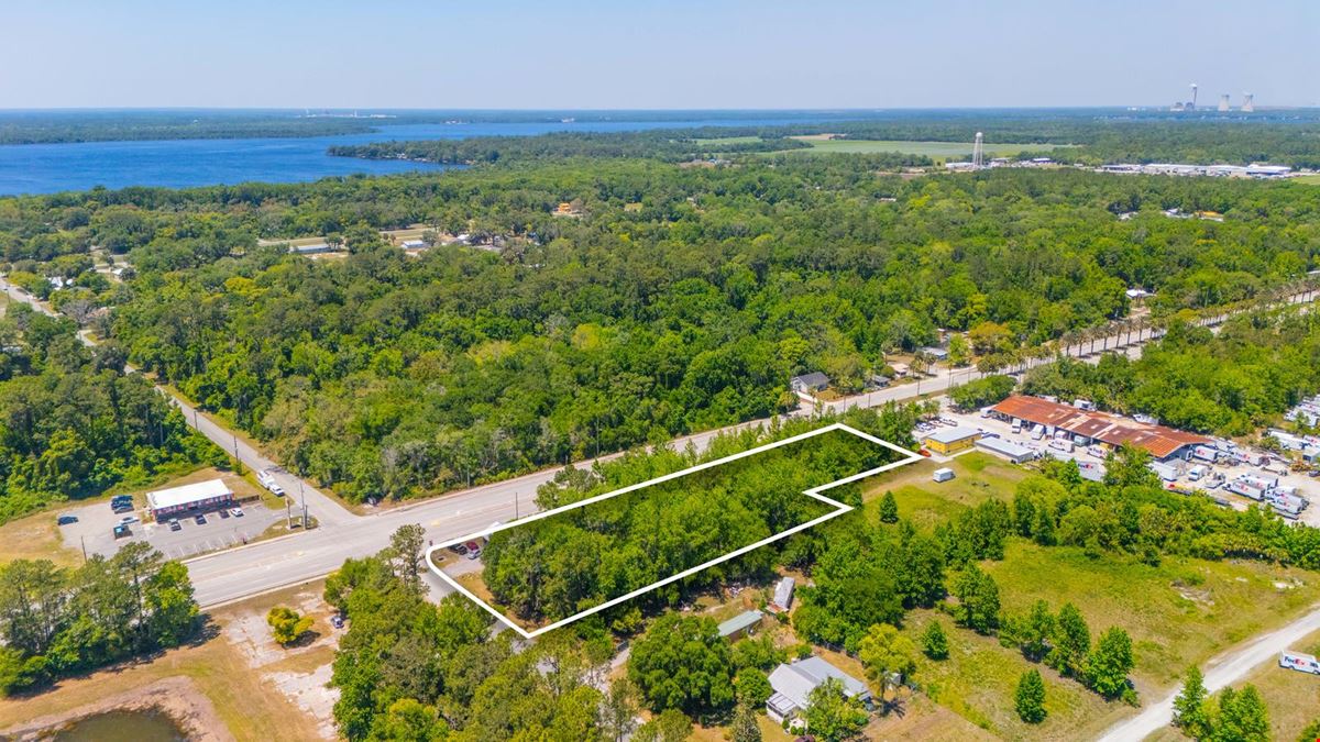 138 State Road 207, E Palatka, FL