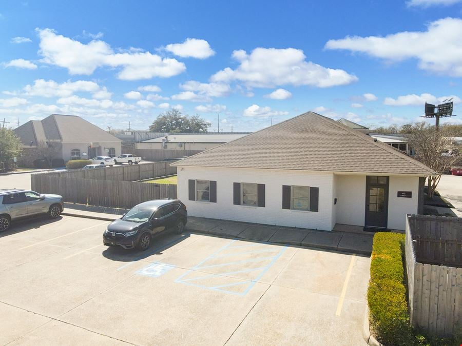 Updated Medical Office on Old Jefferson Hwy