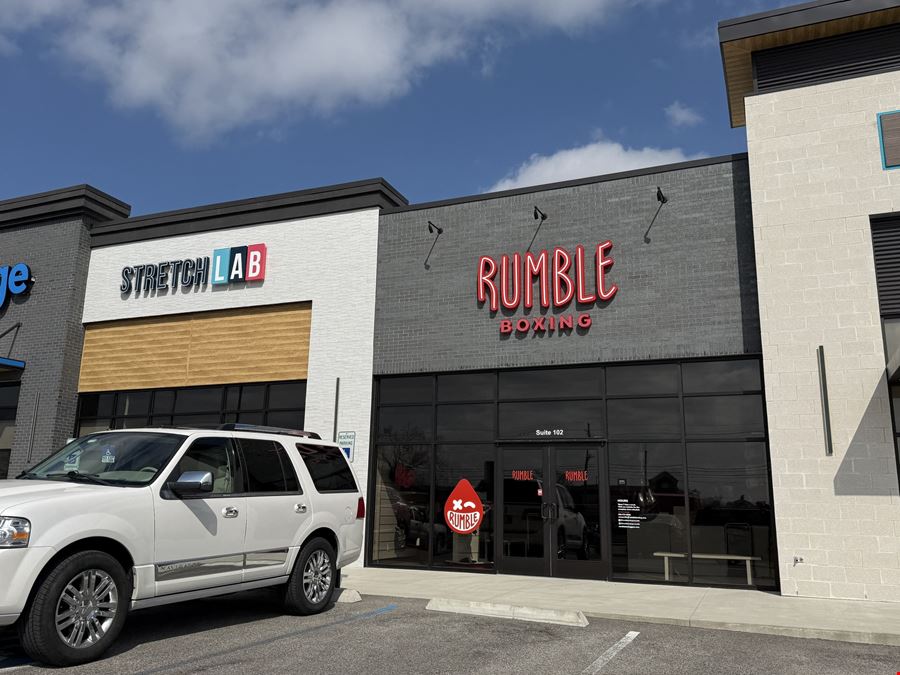 Burkhardt Rd Retail Frontage in The Promenade