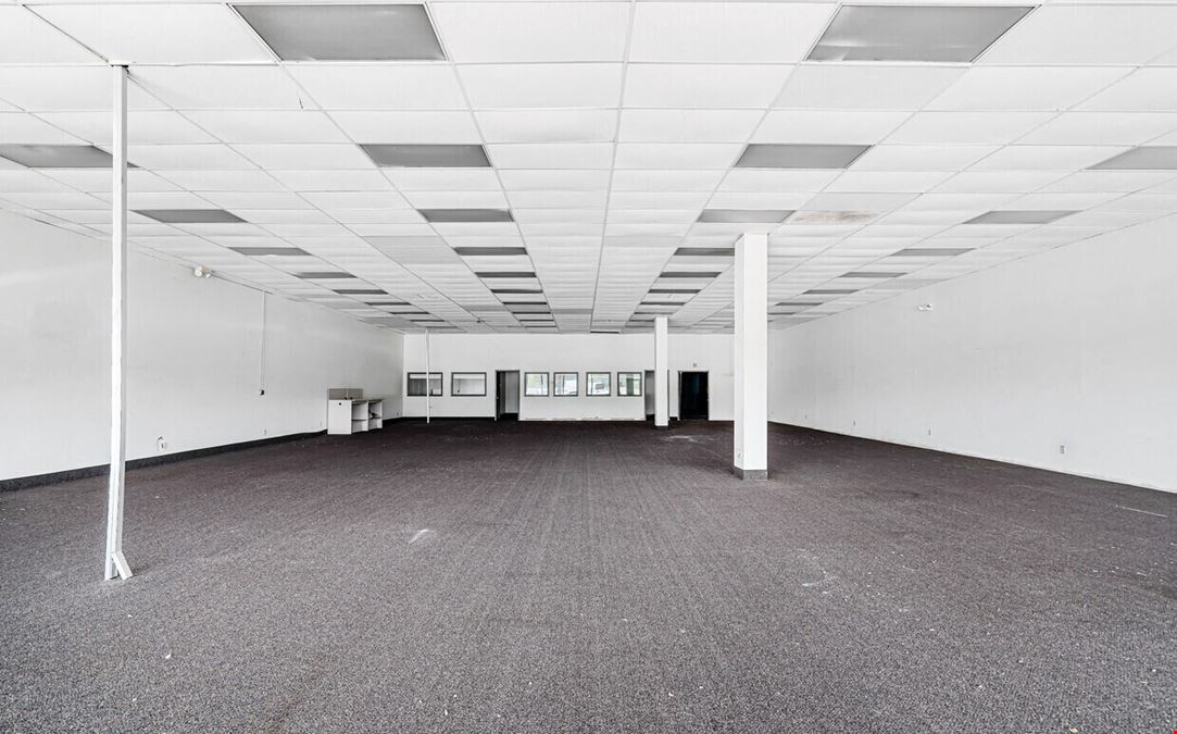 College Hill Shopping Center For Sale