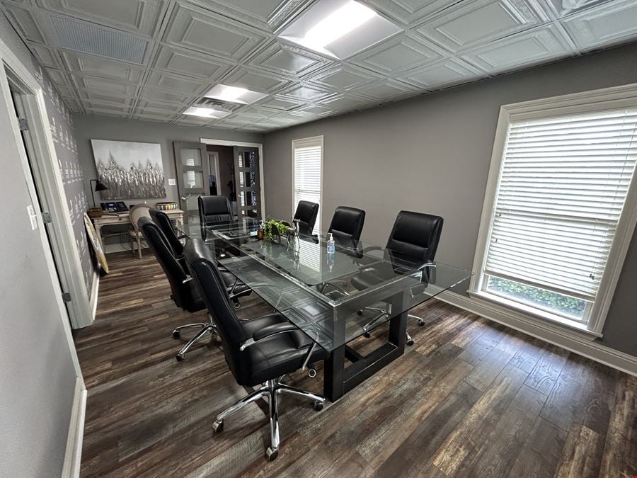 10 Lakeland Circle