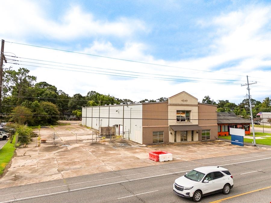 Highly Visible Build-to-Suit Industrial or Retail Opportunity on Johnston