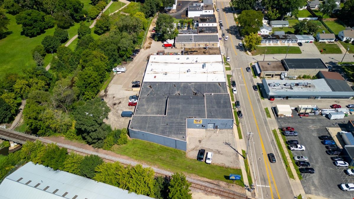 Flexible Industrial & Commercial Spaces | 3-Phase Power & Loading Access